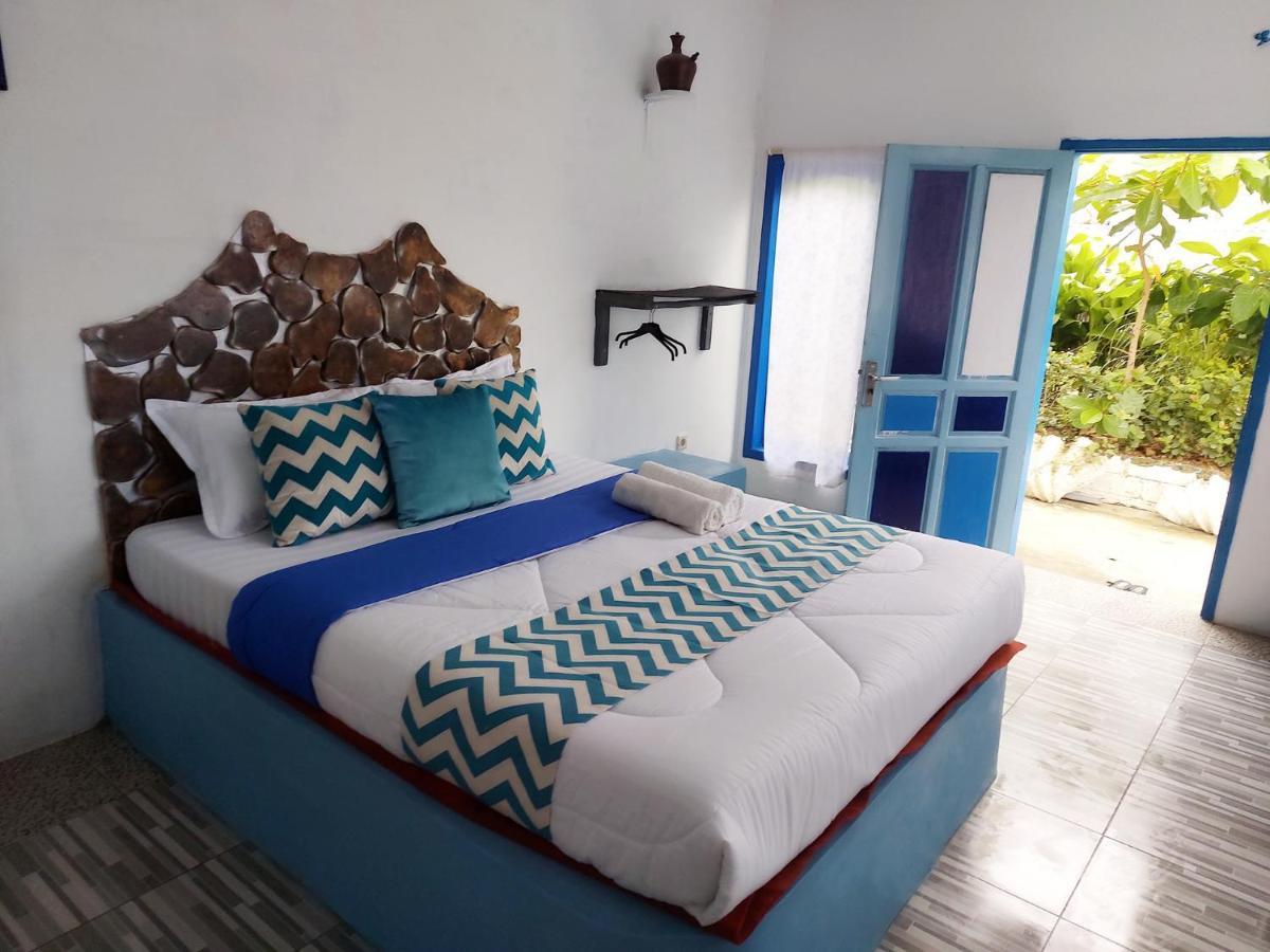 Blue Coral Homestay Karimunjawa Luaran gambar