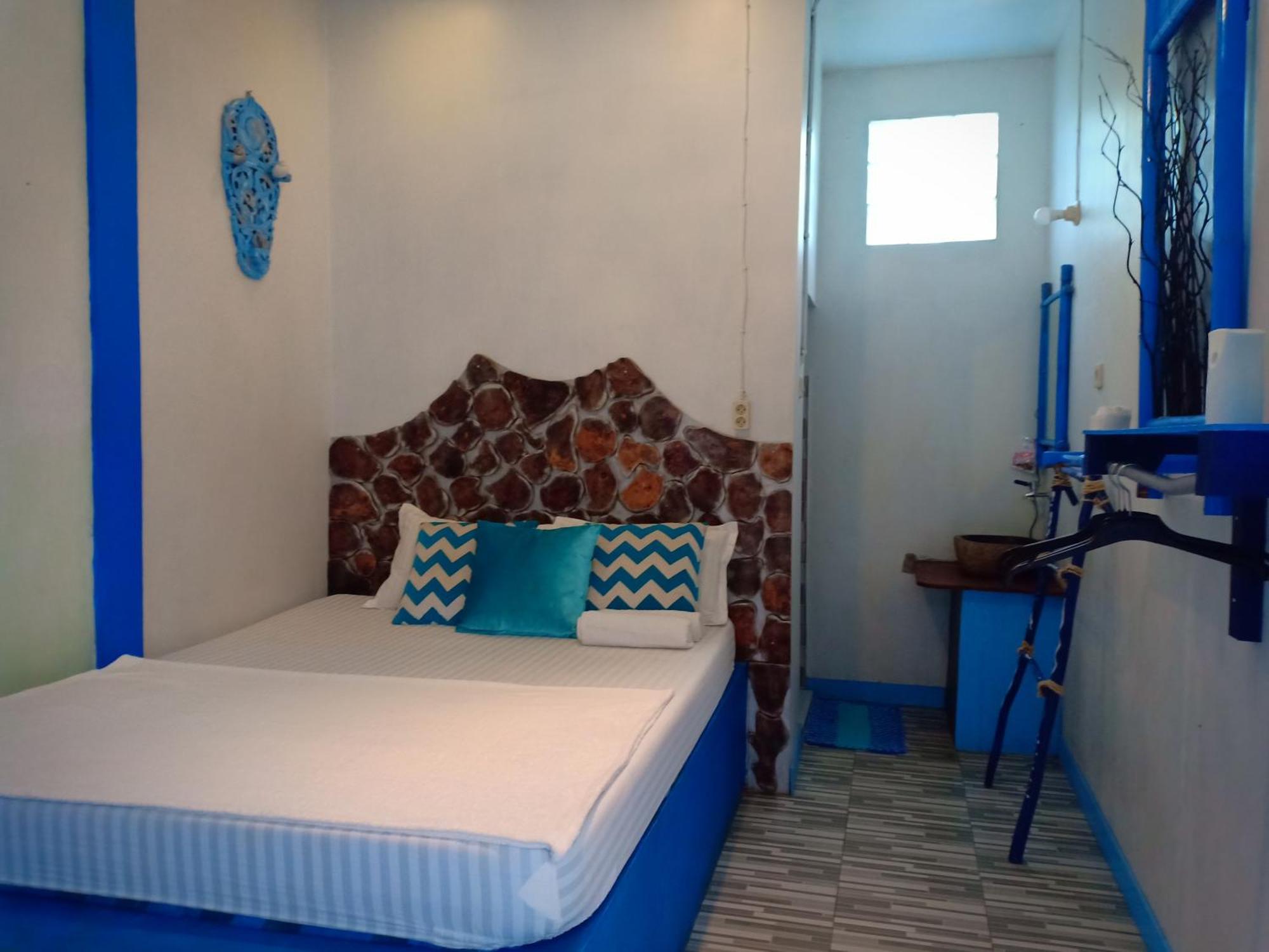 Blue Coral Homestay Karimunjawa Luaran gambar
