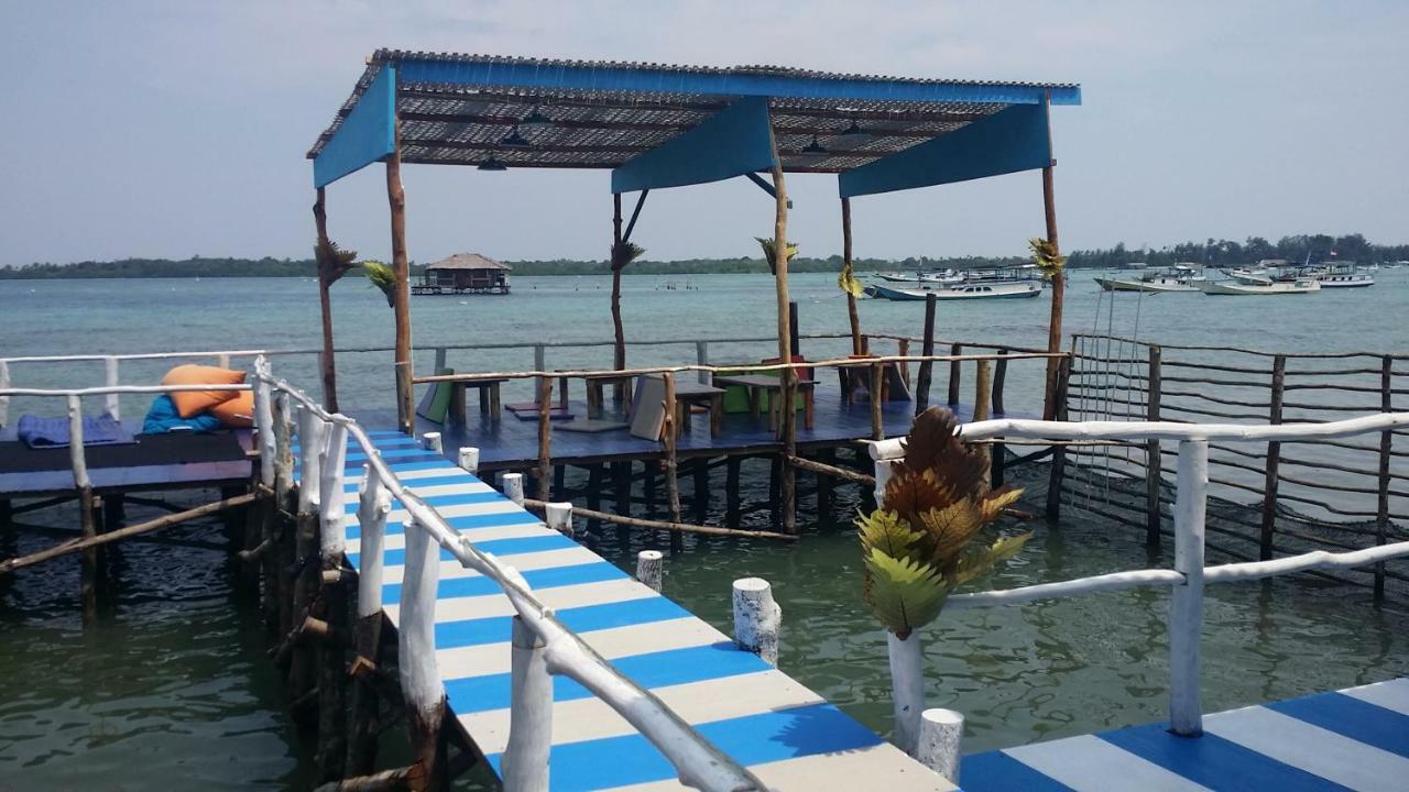 Blue Coral Homestay Karimunjawa Luaran gambar
