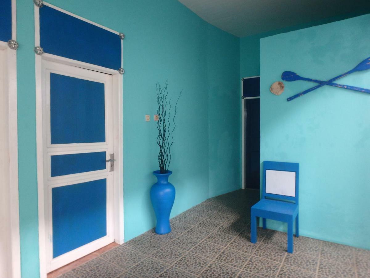 Blue Coral Homestay Karimunjawa Luaran gambar