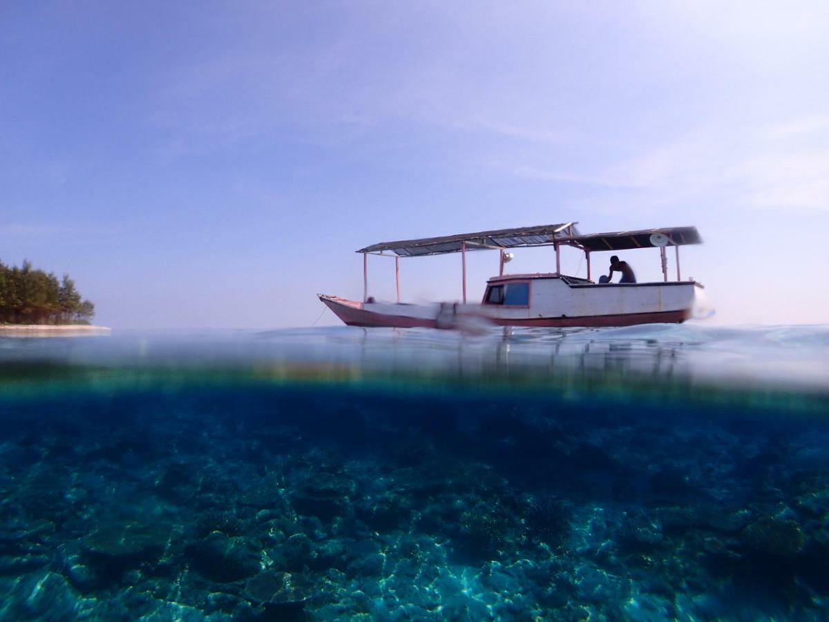Blue Coral Homestay Karimunjawa Luaran gambar